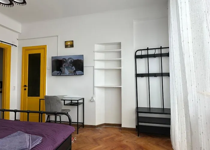 Point 0 Of Traveling In Apartament *