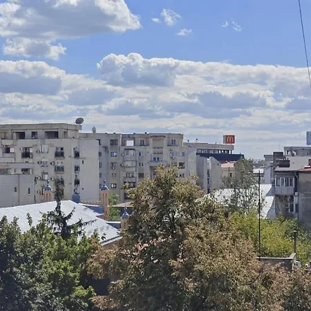 Point 0 Of Traveling In Apartment Bucharest